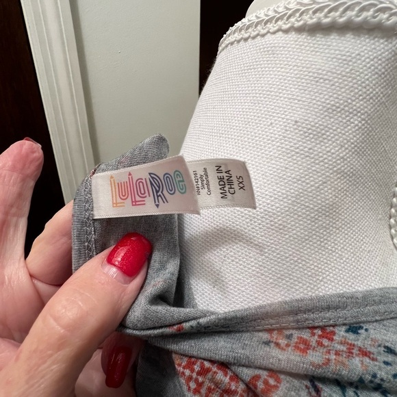 Lularoe classic t  size xxs - Picture 4 of 4